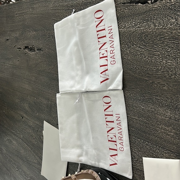 Valentino Garavani pumps